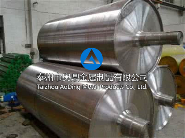 Large diameter welded pipe